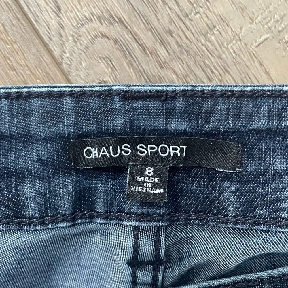 Chaus jeans - Picture 2 of 3